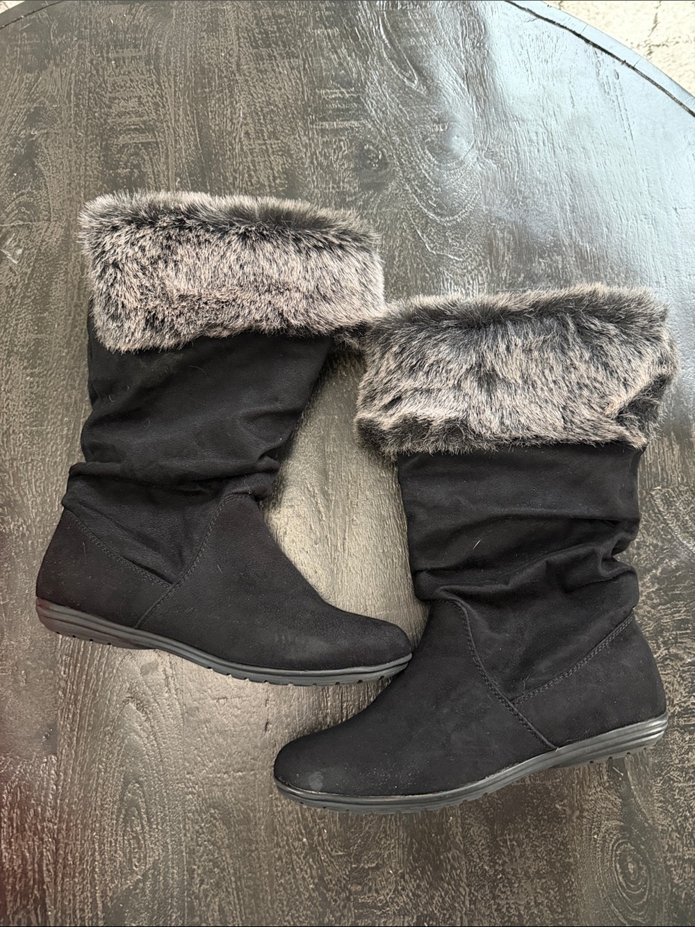 R2 Black Mid-Calf Winter Boots with Gray Faux Fur Cuff